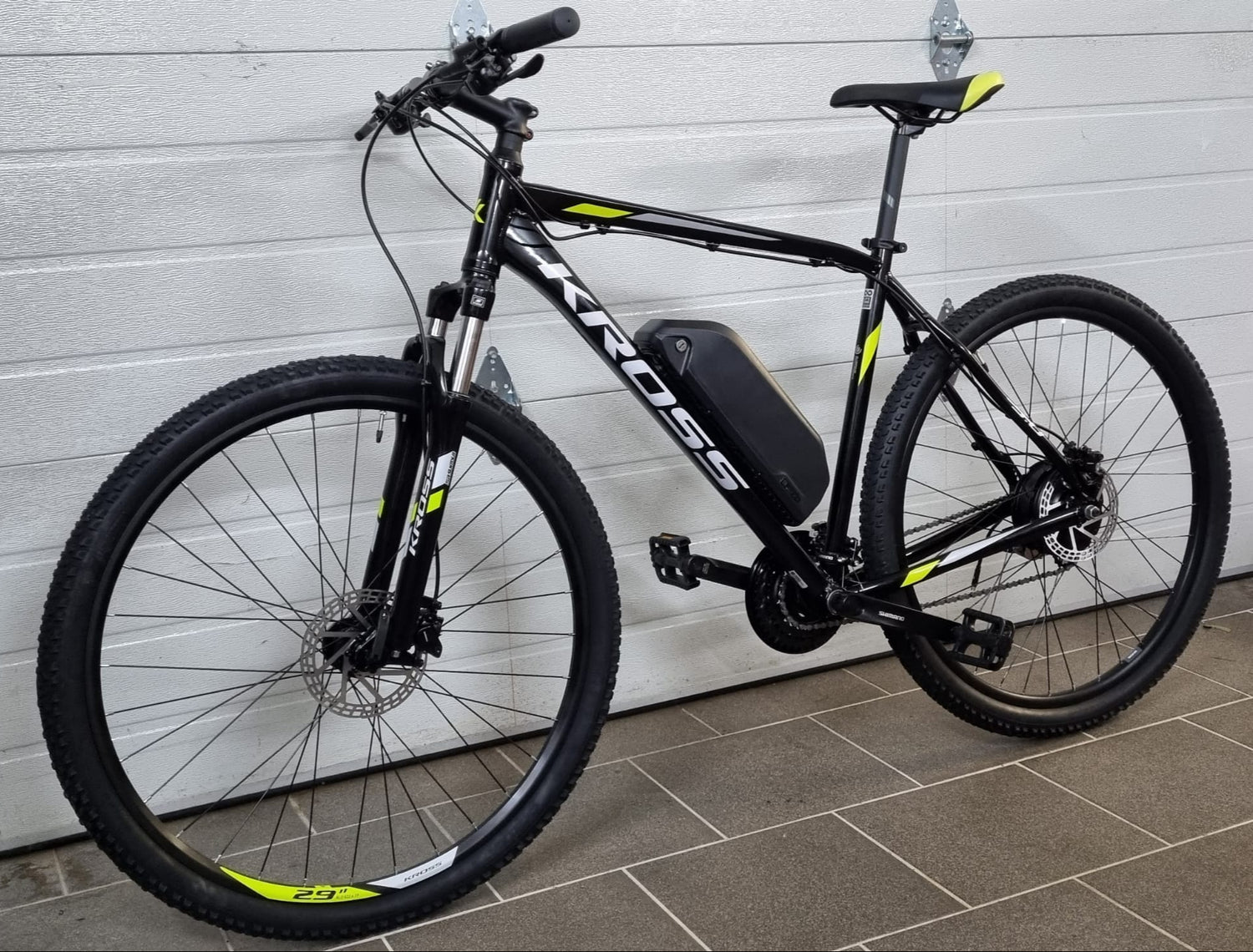 Kross e-bike black